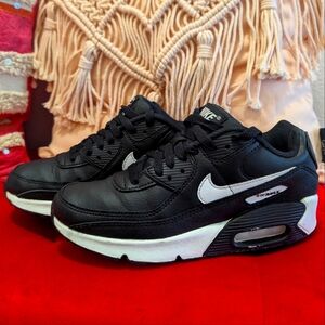 Nike Kids Black and White Sneakers